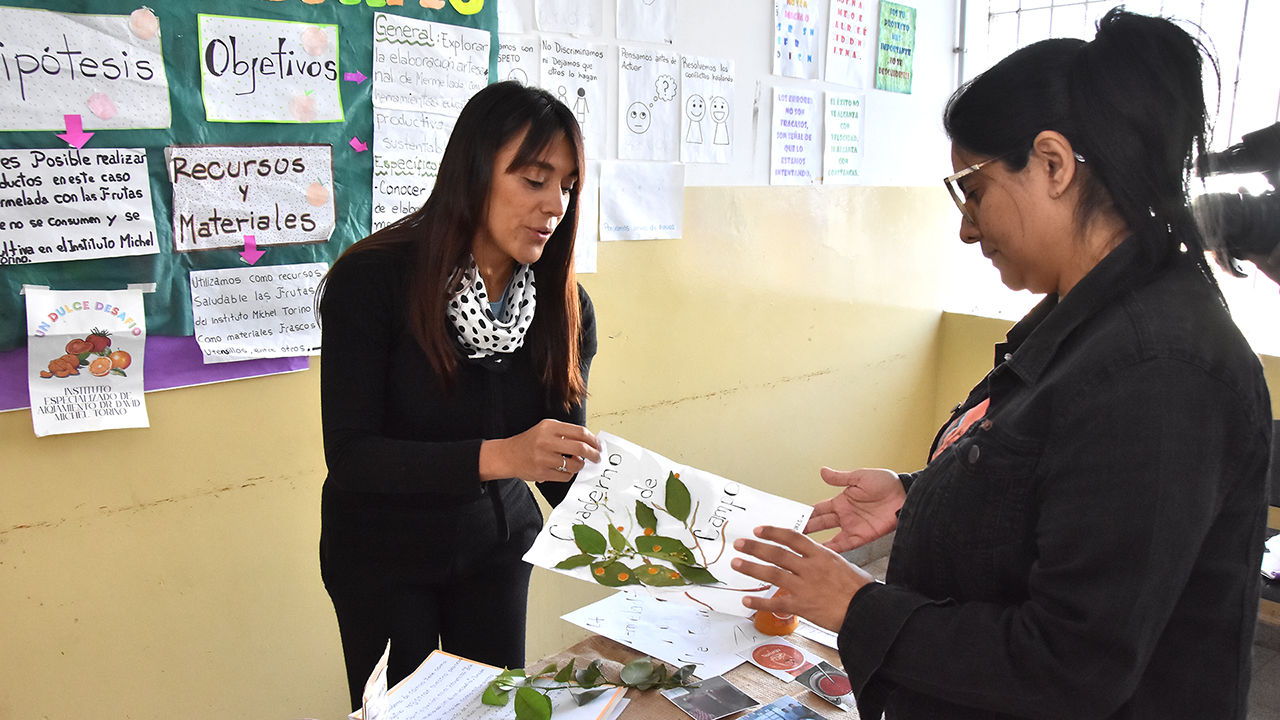 09 10 2025 Proyecto de Ciencia de la Unidad Educativa Carcelaria de Menores 3