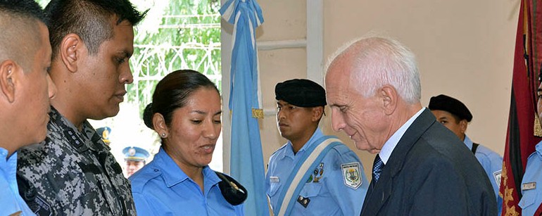 16-03-digitales-lopez-arias-entrega-dertificados-servicio-penitenciario4.jpg