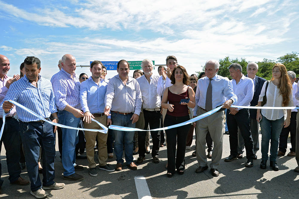 26-04-digitales-lopez-arias-inaugura-ruta-51-1.jpg